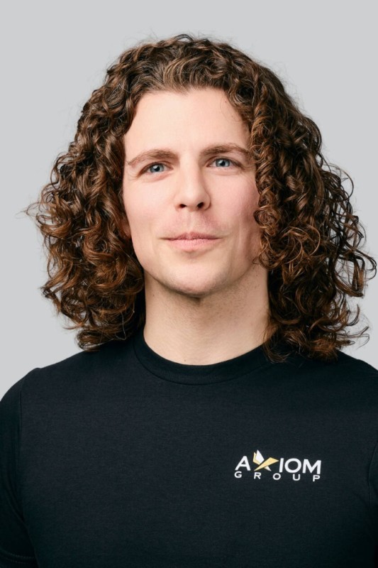 Troy Marfleet